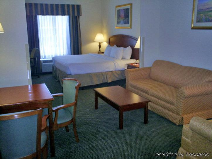 Express & - By Ihg