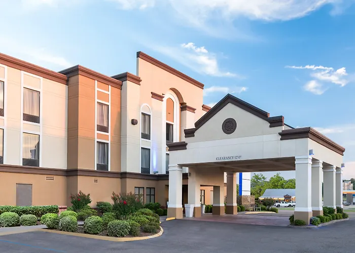 Holiday Inn Express & Suites - Grenada By Ihg