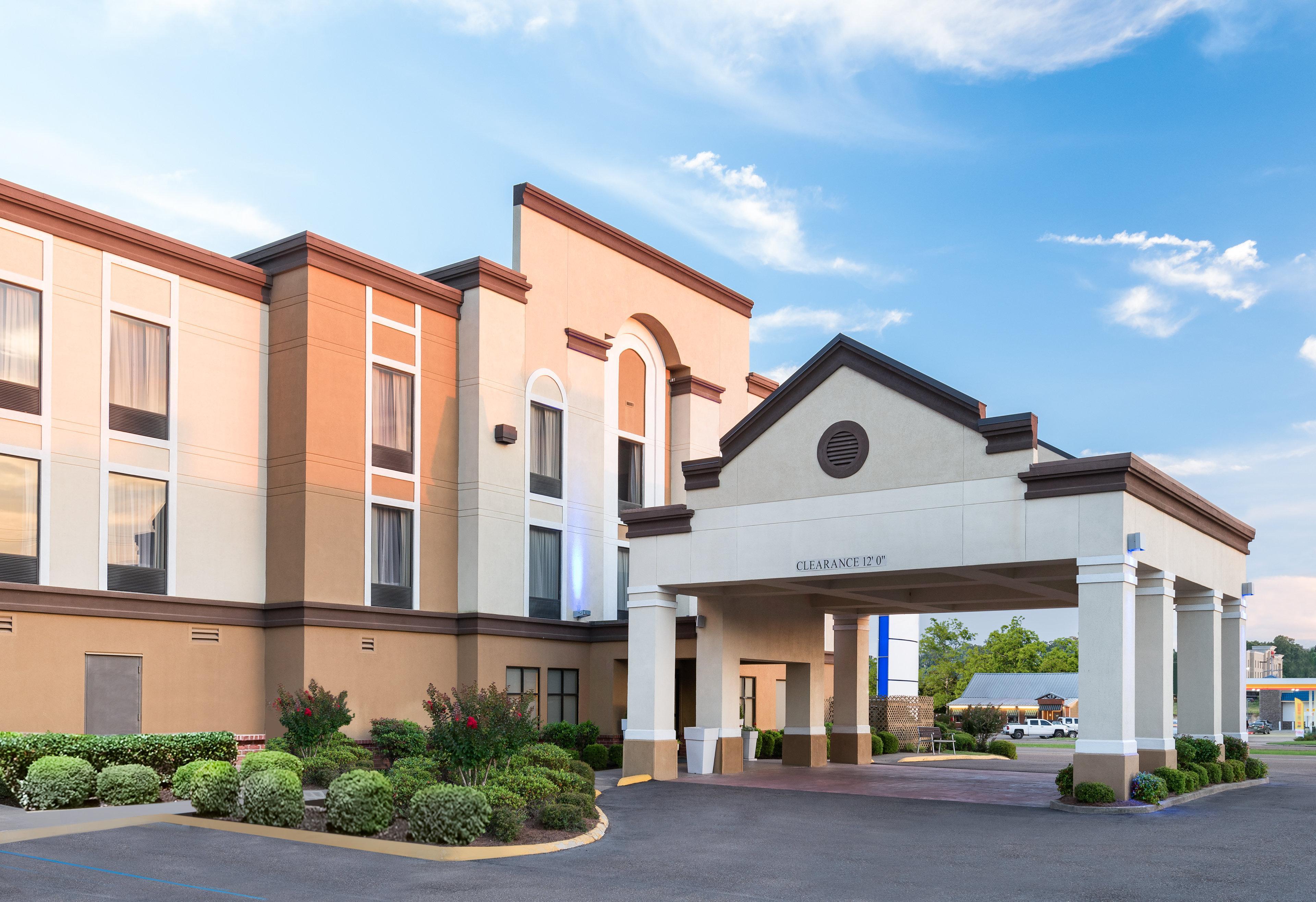 Hotel Express & - By Ihg Grenada