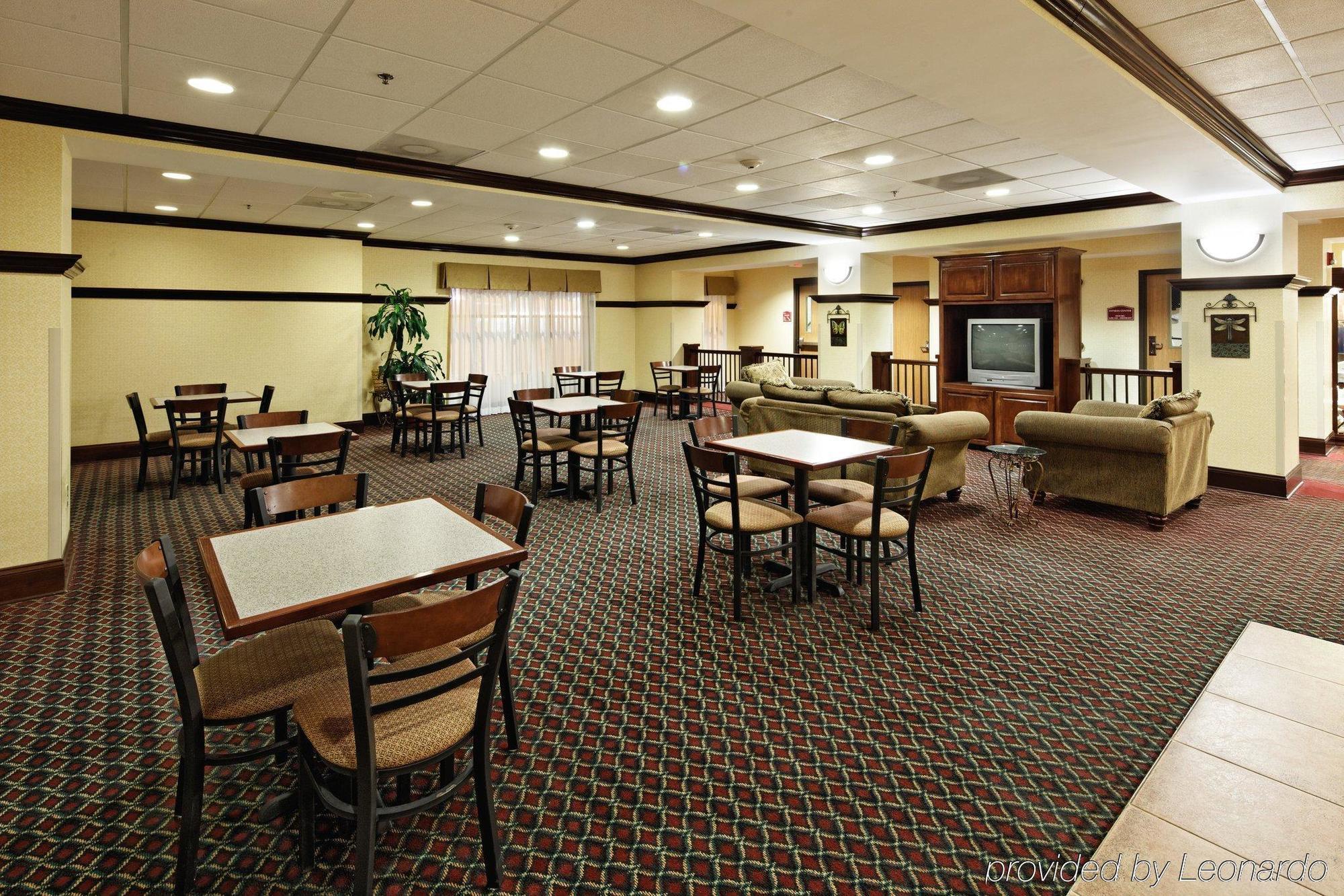 Express & - By Ihg Hotel 3*