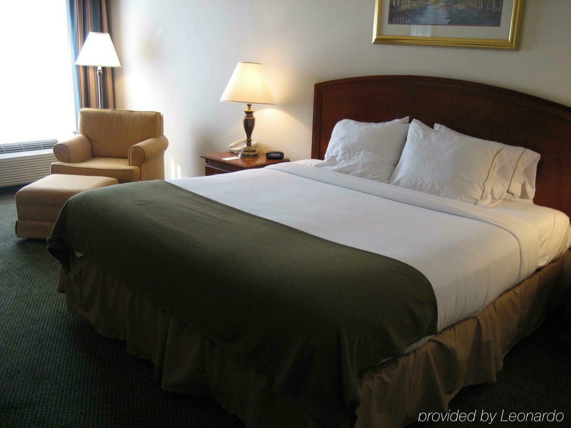 Express & - By Ihg Grenada
